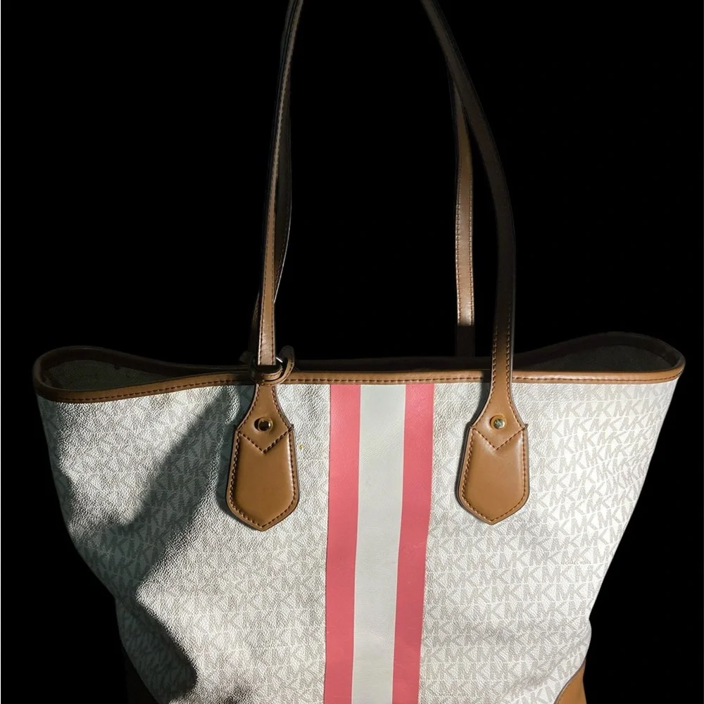Michael Kors Eva large signature logo stripe tote bag